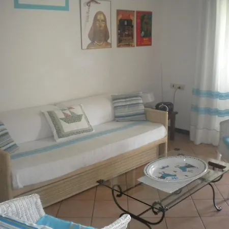 A Due Passi Dal Mare Con Piscina Apartment